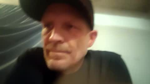 Famous Blue Eyes online show from May 4, 2026, 3:13 am