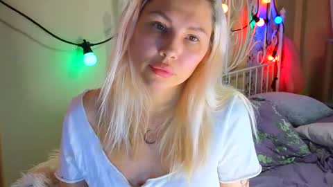 Franky online show from February 24, 2025, 2:04 pm