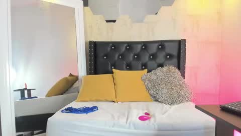 Fransheska online show from December 5, 2024, 6:33 pm