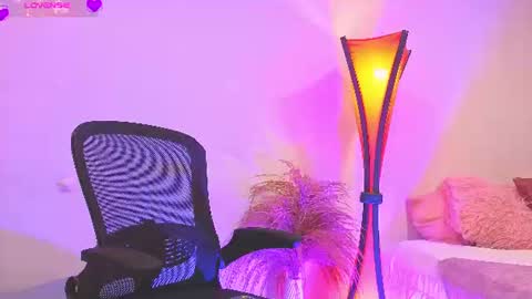 Fransheska online show from June 16, 2026, 11:46 am