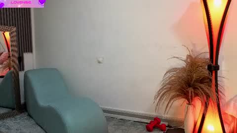 Fransheska online show from June 19, 2026, 11:36 am