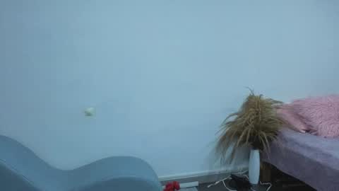 Fransheska online show from July 1, 2026, 11:23 am