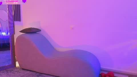 Fransheska online show from July 2, 2026, 11:27 am