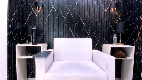 Franvill trato online show from November 17, 2025, 5:30 pm