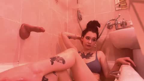 Snapshot of frau_basted chatting on January 10, 2025, 5:56 pm mistress Bastet and mintcola online show from January 10, 2025, 5:56 pm