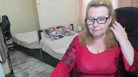 FrauMartha online show from May 7, 2026, 12:43 pm