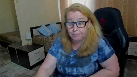 FrauMartha online show from June 14, 2026, 1:13 pm