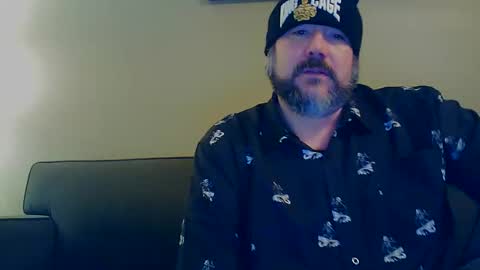 Freakishlittleeyes online show from April 8, 2026, 9:53 am