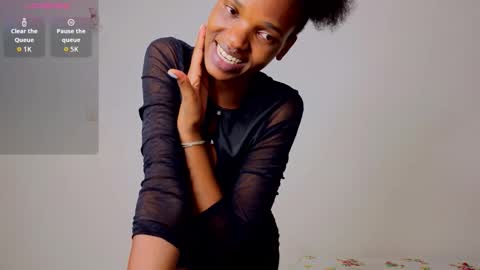 Snapshot of freakky_nessa chatting on February 12, 2026, 2:28 am Nessa-Independent model online show from February 12, 2026, 2:28 am