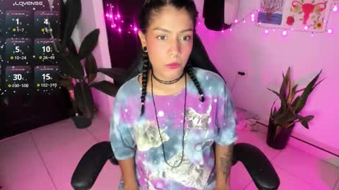 Snapshot of freaky_lia chatting on September 24, 2025, 12:25 am Lia Gomez online show from September 24, 2025, 12:25 am