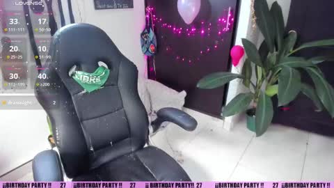 Snapshot of freaky_lia chatting on October 13, 2025, 7:47 pm Lia Gomez online show from October 13, 2025, 7:47 pm