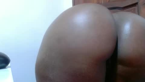 Snapshot of freakycoco1 chatting on March 5, 2026, 8:54 am freakycoco1 online show from March 5, 2026, 8:54 am