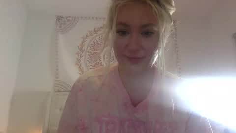Snapshot of freakymadison chatting on May 8, 2026, 5:57 am freakymadison online show from May 8, 2026, 5:57 am