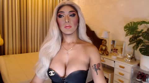 Snapshot of freakymariaxxxx chatting on February 25, 2025, 6:47 am Maria online show from February 25, 2025, 6:47 am