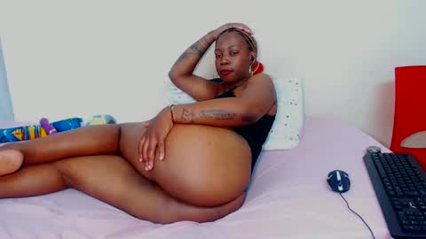 FreakyScarlet00 online show from September 13, 2025, 8:30 pm