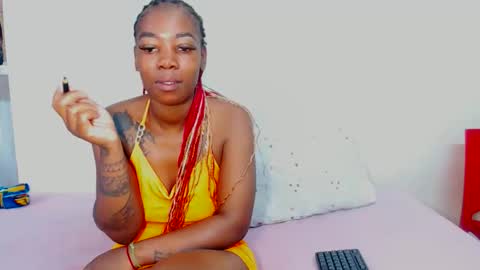 FreakyScarlet00 online show from September 25, 2025, 3:43 am