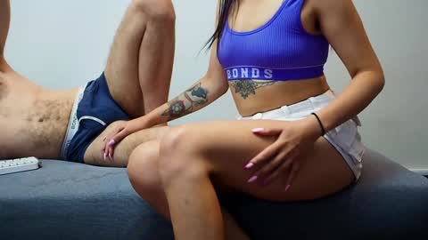 frecklesandjames online show from December 16, 2024, 6:53 am