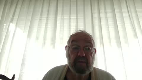 Snapshot of fredaldavid chatting on October 18, 2025, 7:53 am David Fredal online show from October 18, 2025, 7:53 am