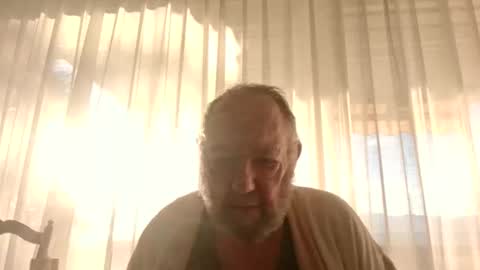 Snapshot of fredaldavid chatting on October 28, 2025, 7:23 am David Fredal online show from October 28, 2025, 7:23 am