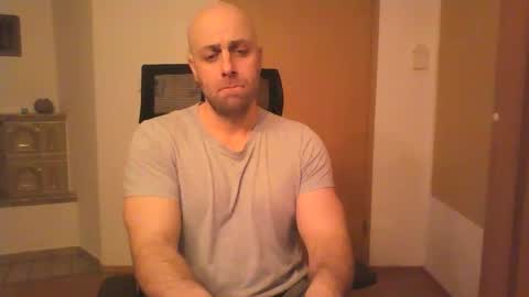 Snapshot of freddow chatting on March 5, 2025, 9:15 pm freddow online show from March 5, 2025, 9:15 pm