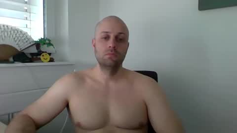 Snapshot of freddow chatting on March 7, 2025, 3:28 pm freddow online show from March 7, 2025, 3:28 pm