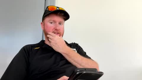 freddybobby90 online show from February 1, 2026, 8:13 am