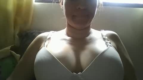 freddymar0109 online show from February 7, 2026, 8:12 pm