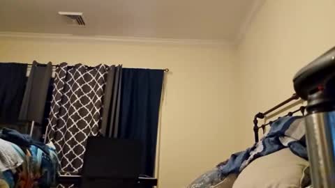 freddytiffany77 online show from February 22, 2026, 5:40 am