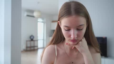 Amy online show from September 13, 2025, 4:45 am