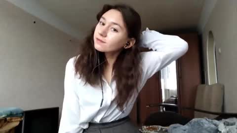 Snapshot of fredmurrietta chatting on October 17, 2025, 9:12 am Mia online show from October 17, 2025, 9:12 am