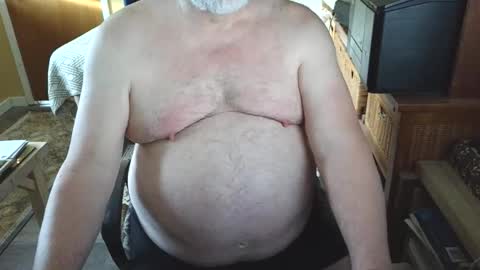 Snapshot of free_amos chatting on February 28, 2026, 12:44 am free_amos online show from February 28, 2026, 12:44 am