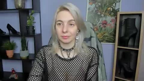 Snapshot of freeanne chatting on June 2, 2026, 6:26 am Anne online show from June 2, 2026, 6:26 am