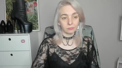 Snapshot of freeanne chatting on June 12, 2026, 6:45 am Anne online show from June 12, 2026, 6:45 am