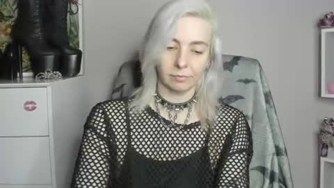 Snapshot of freeanne chatting on July 2, 2026, 6:41 am Anne online show from July 2, 2026, 6:41 am