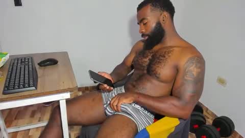 Snapshot of freedom_24 chatting on December 22, 2025, 4:15 pm shakur online show from December 22, 2025, 4:15 pm