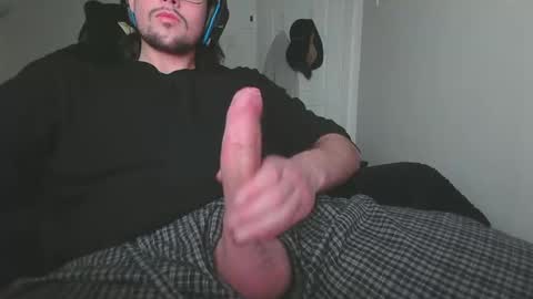 Snapshot of freemycums chatting on December 7, 2024, 1:47 am freemycums online show from December 7, 2024, 1:47 am