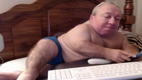 Snapshot of freemysoul4748 chatting on October 21, 2025, 5:41 am Cute Lil Man online show from October 21, 2025, 5:41 am