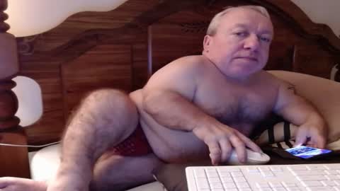 Snapshot of freemysoul4748 chatting on October 27, 2025, 3:43 am Cute Lil Man online show from October 27, 2025, 3:43 am