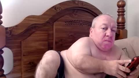 Cute Lil Man online show from May 18, 2026, 5:13 am