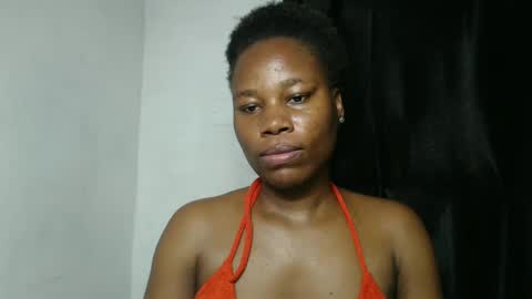 Snapshot of frekkymorelle chatting on February 7, 2025, 1:01 pm frekkymorelle online show from February 7, 2025, 1:01 pm