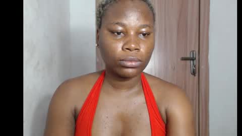 Snapshot of frekkymorelle chatting on October 13, 2025, 4:12 am frekkymorelle online show from October 13, 2025, 4:12 am