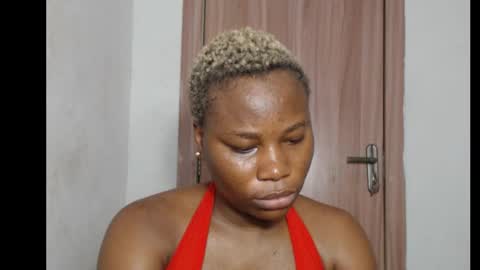 Snapshot of frekkymorelle chatting on October 19, 2025, 4:24 am frekkymorelle online show from October 19, 2025, 4:24 am