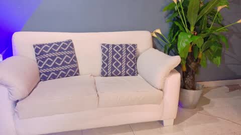 Snapshot of french_sexx chatting on September 15, 2025, 1:16 am Xavier online show from September 15, 2025, 1:16 am