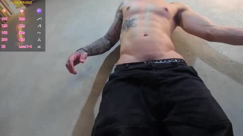 Snapshot of french_sexx chatting on October 3, 2025, 7:33 pm Xavier online show from October 3, 2025, 7:33 pm