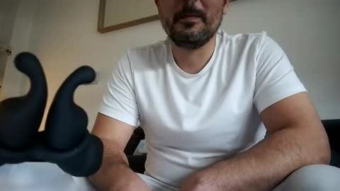 Horny french hard online show from February 20, 2025, 10:59 am