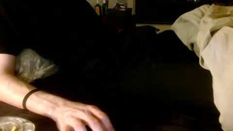 frenchms online show from January 15, 2025, 12:04 pm