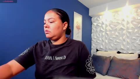 Snapshot of freya_cole_ chatting on September 19, 2025, 11:33 am Freya online show from September 19, 2025, 11:33 am