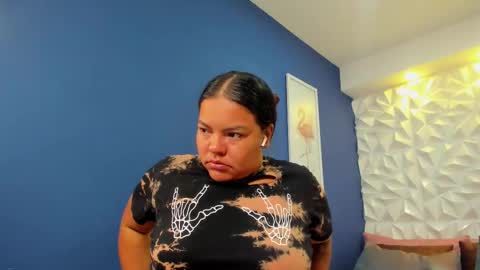 Snapshot of freya_cole_ chatting on October 17, 2025, 11:35 am Freya online show from October 17, 2025, 11:35 am