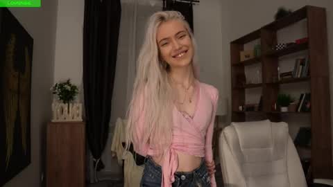 Freya online show from April 27, 2026, 8:07 pm