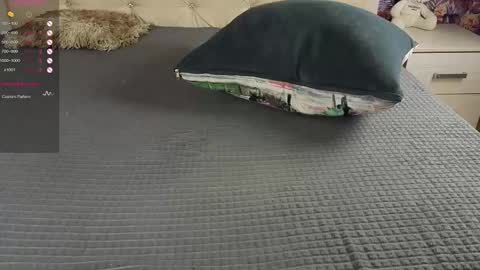 Snapshot of freyabyrne chatting on October 10, 2025, 9:30 am Freya online show from October 10, 2025, 9:30 am